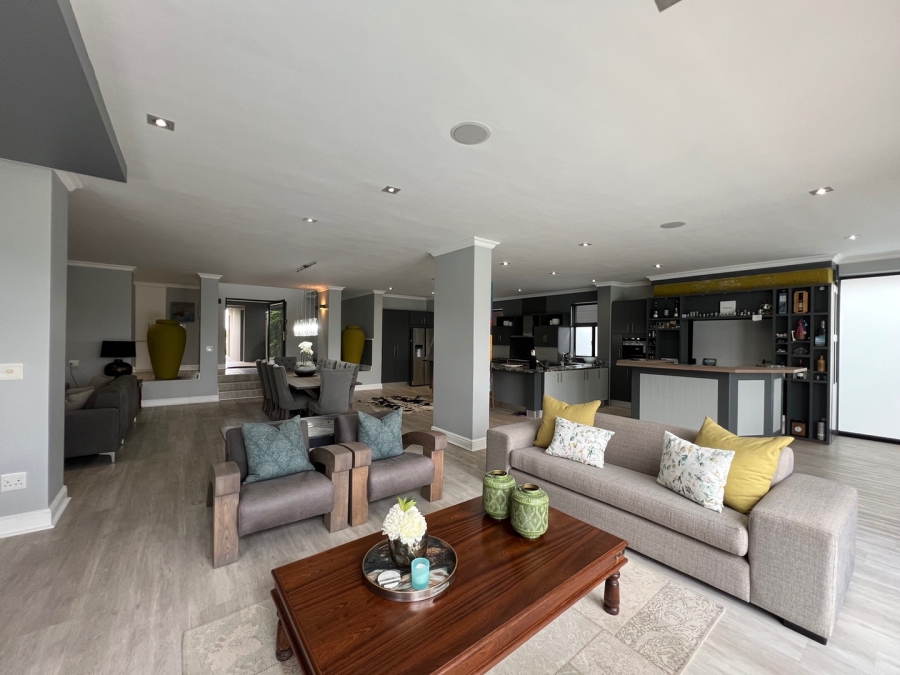 4 Bedroom Property for Sale in Oubaai Western Cape